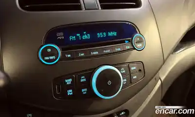 Chevrolet Spark 2012 1.0 Механическая в Москве № 25214, миниатюра 10