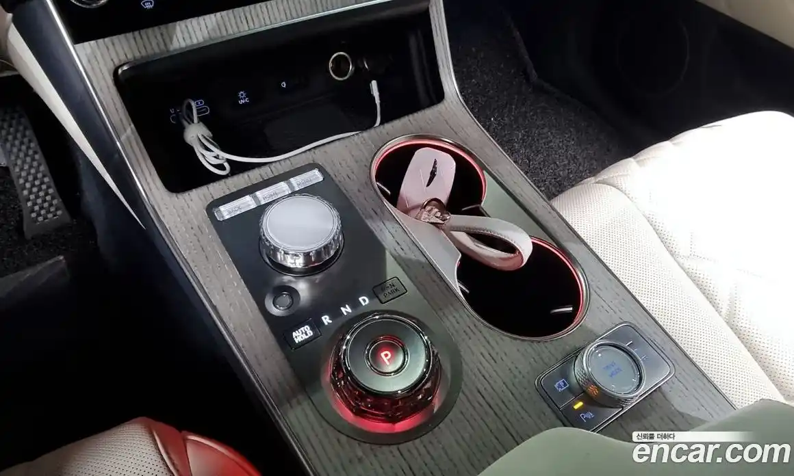 Genesis GV80 2024 2.5 Автомат в Москве № 25380, фото 9