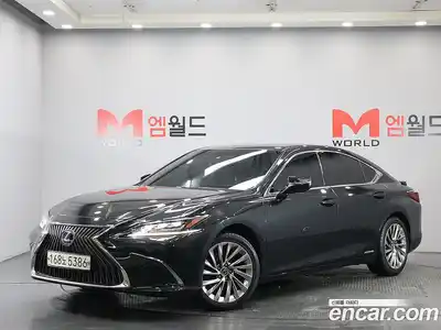 Lexus ES, 2021