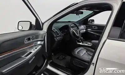 Ford Explorer 2019 2.3 Автомат в Москве № 255670, миниатюра 9