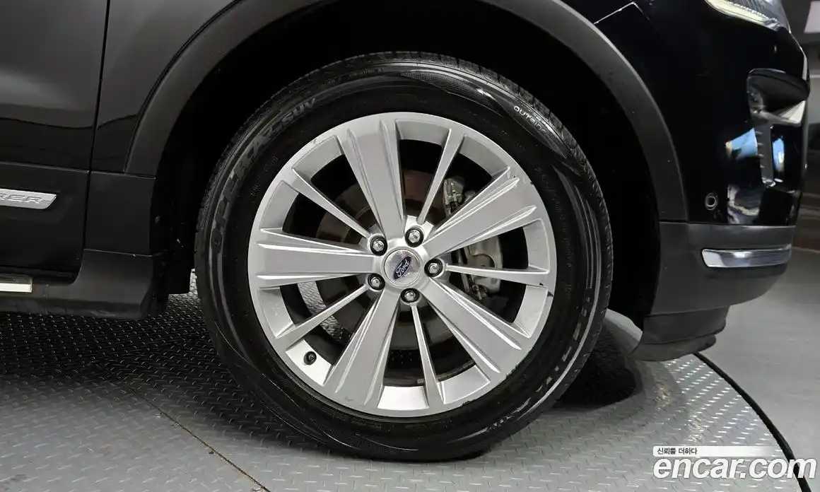 Ford Explorer 2018 2.3 Автомат в Москве № 255687, фото 15