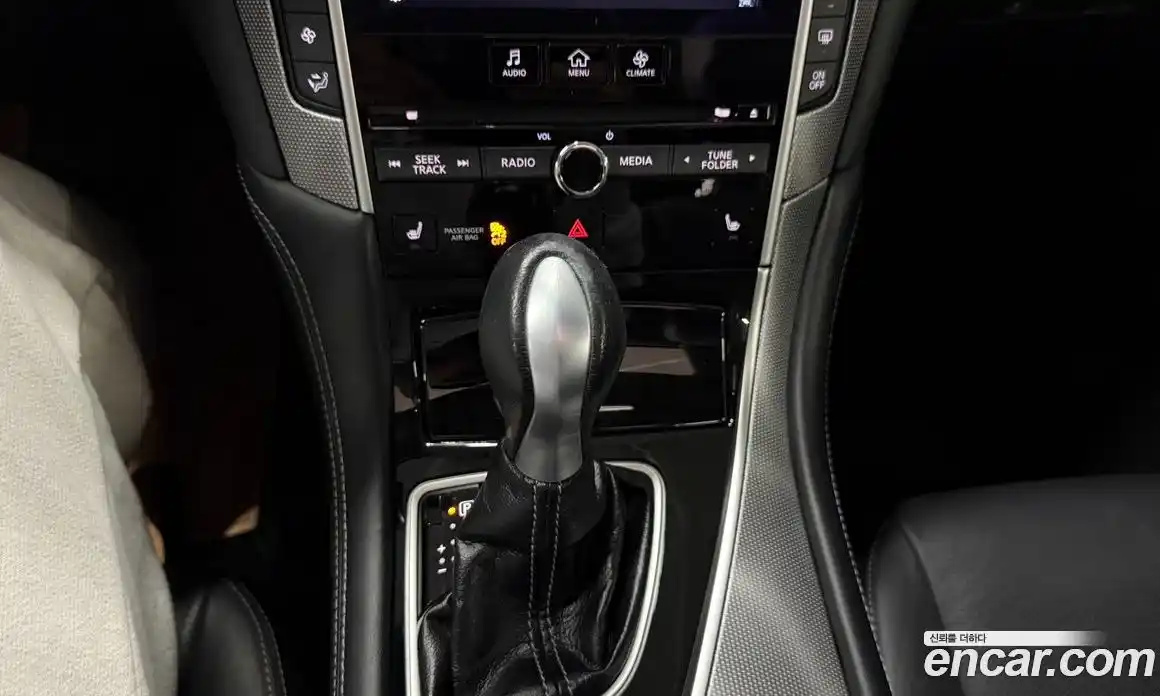 Infiniti Q50 2016 2.1 Автомат в Москве № 256189, фото 18