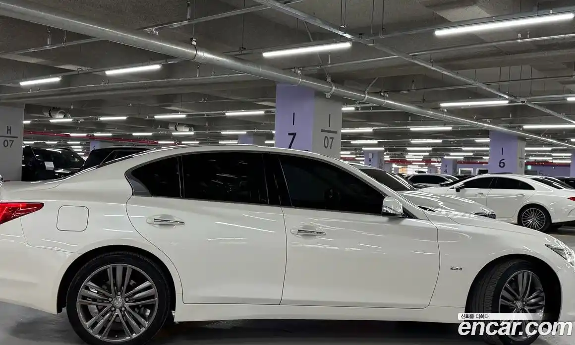Infiniti Q50 2016 2.1 Автомат в Москве № 256189, фото 8