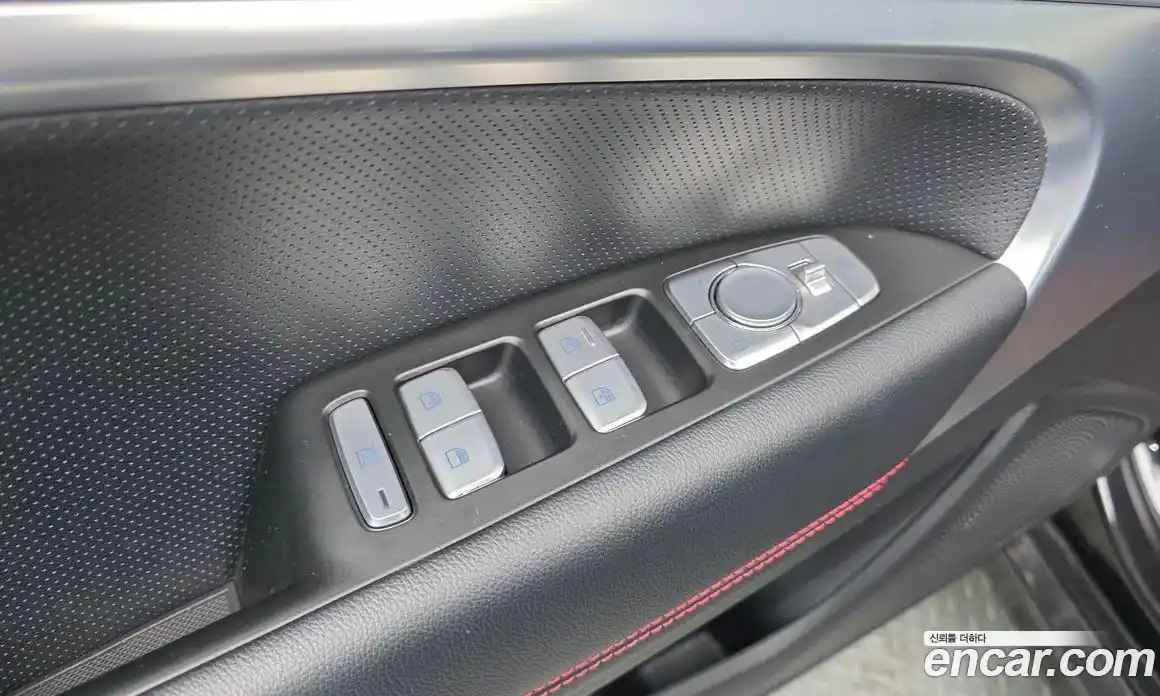 Genesis G70 2018 3.3 Автомат в Москве № 25820, фото 1