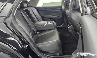 Hyundai Grandeur 2023 2.5 Автомат в Москве № 267162, миниатюра 2