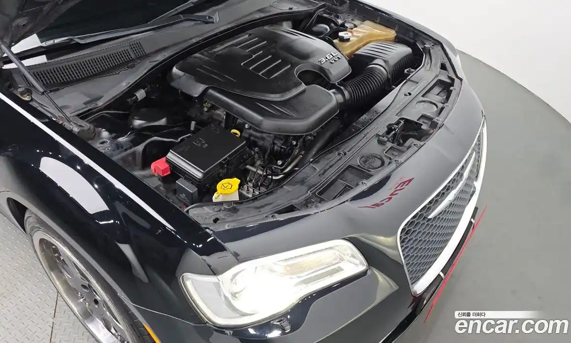 Chrysler 300C 2016 3.6 Автомат в Москве № 268788, фото 6