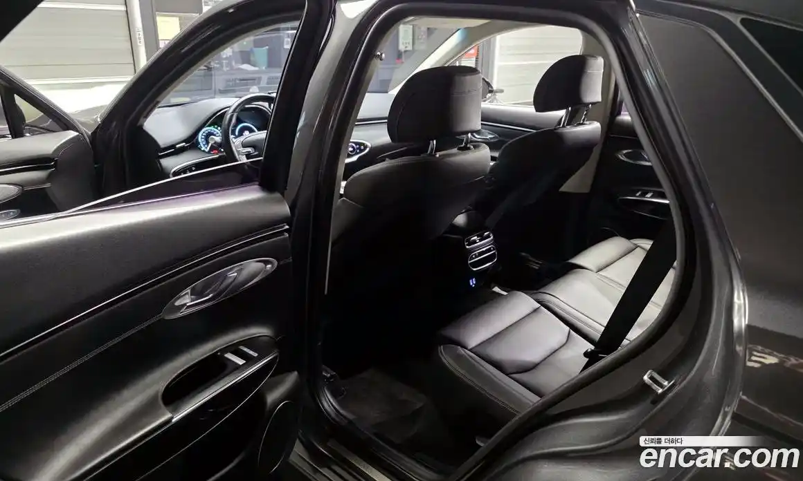 Genesis GV70 2022 2.2 Автомат в Москве № 27289, фото 3