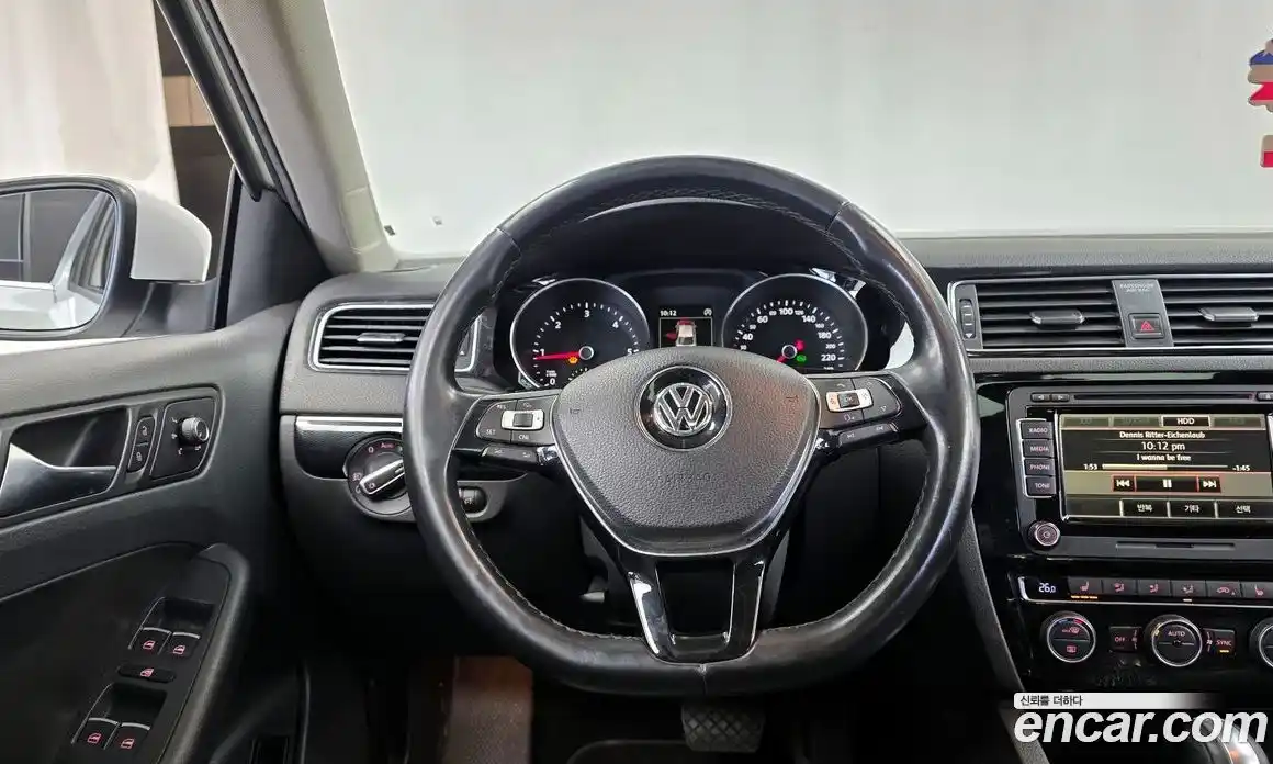 Volkswagen Jetta 2015 2.0 Автомат в Москве № 277118, фото 3