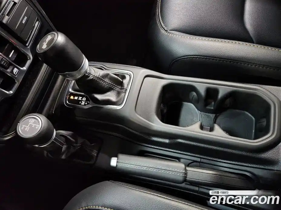 Jeep Wrangler 2024 2.0 Автомат в Москве № 279090, фото 12