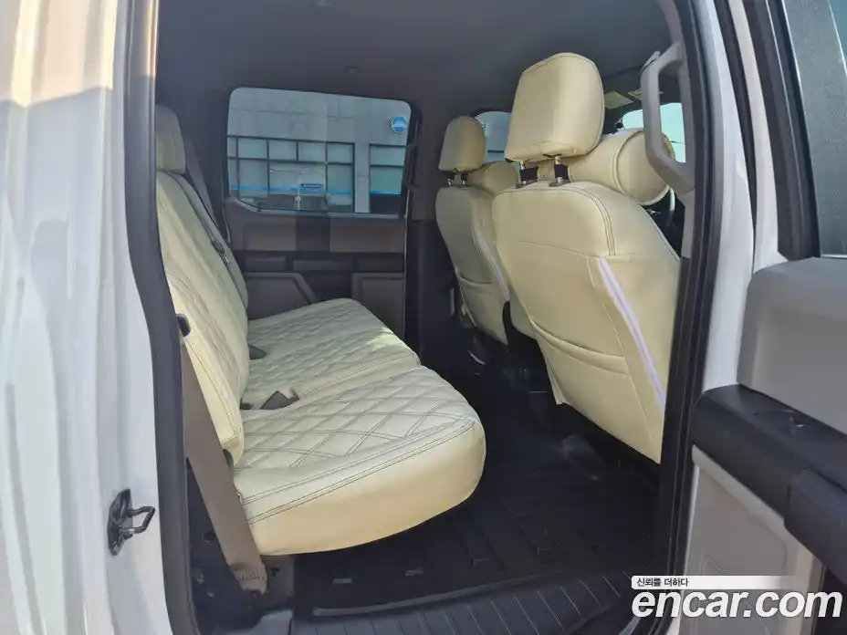 Ford F150 2016 5.0 Автомат в Москве № 282171, фото 11