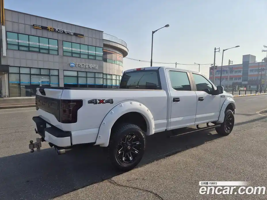 Ford F150 2016 5.0 Автомат в Москве № 282171, фото 7