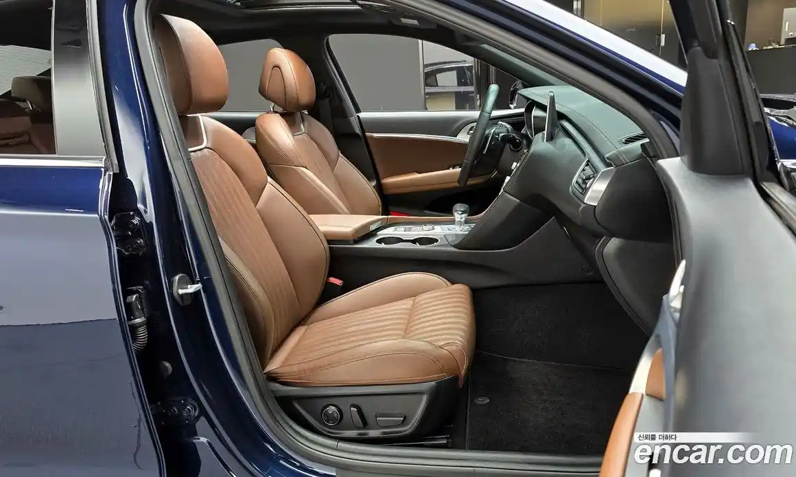 Genesis G70 2019 2.0 Автомат в Москве № 289474, фото 10