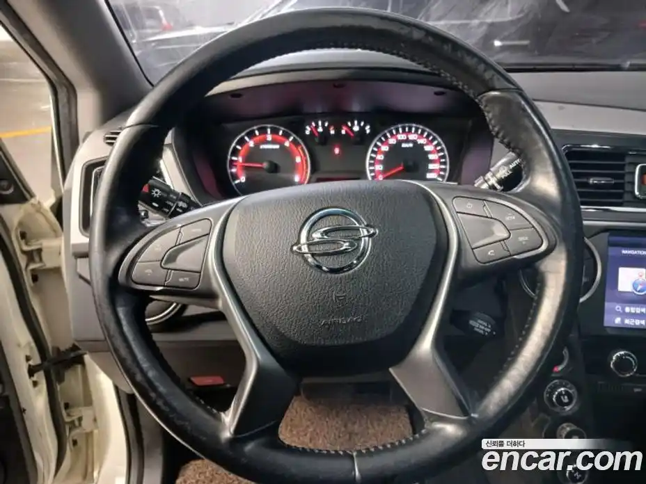 SsangYong Korando 2016 2.0 Автомат в Москве № 29356, фото 11