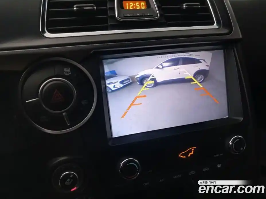 SsangYong Korando 2016 2.0 Автомат в Москве № 29356, фото 14