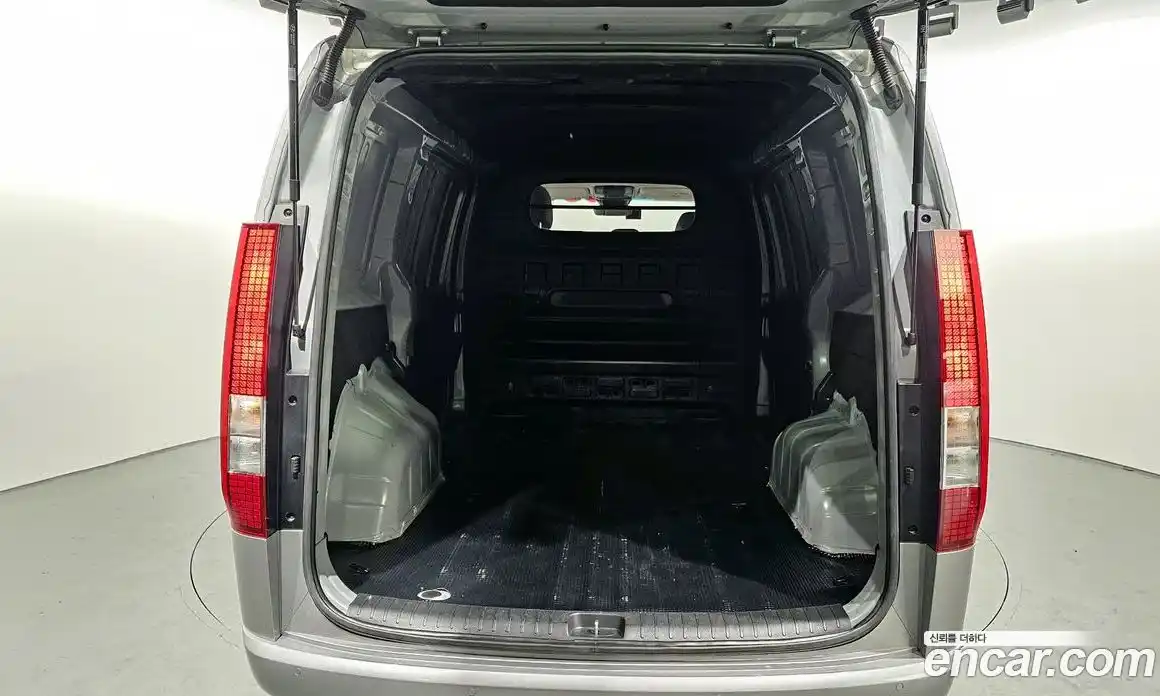 Hyundai Staria 2023 2.2 Автомат в Москве № 3056, фото 12