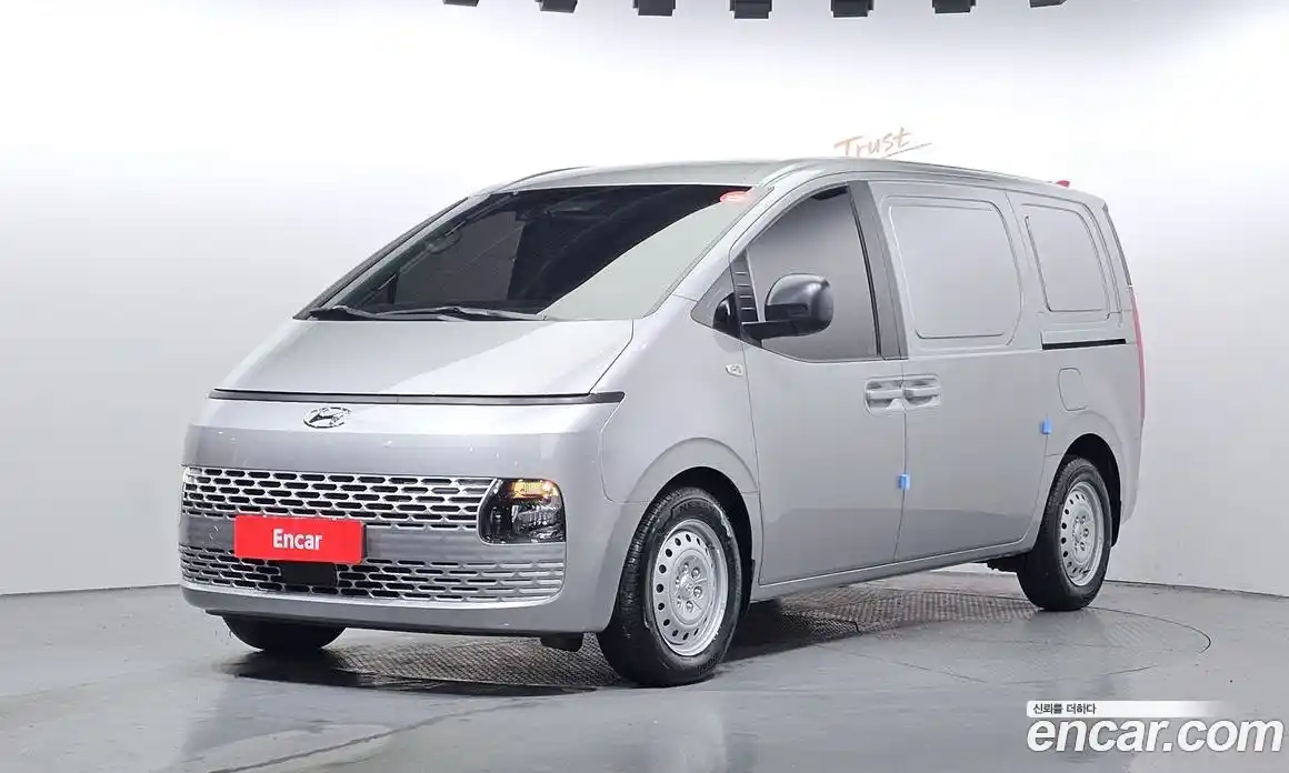 Hyundai Staria 2023 2.2 Автомат в Москве № 3056, фото 13