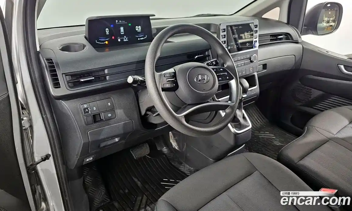 Hyundai Staria 2023 2.2 Автомат в Москве № 3056, фото 20