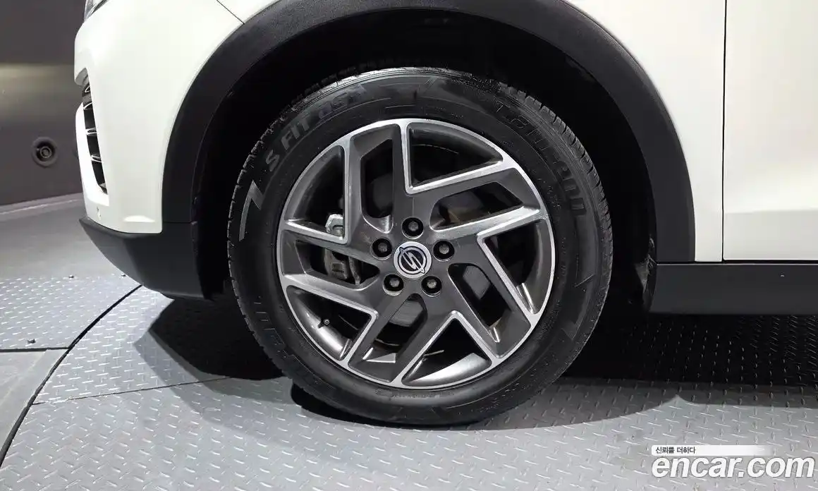 SsangYong TIBOLI 2022 1.5 Автомат в Москве № 30676, фото 9