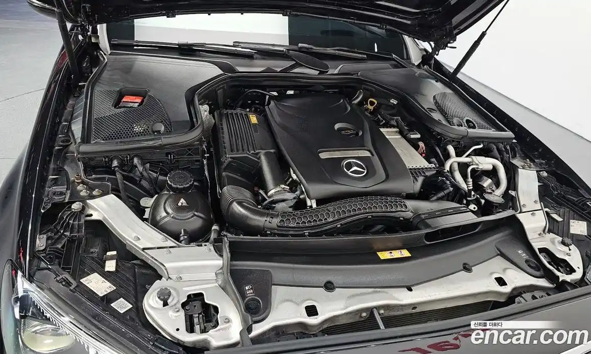 Mercedes-Benz E-Class 2021 2.0 Автомат в Москве № 308623, фото 17