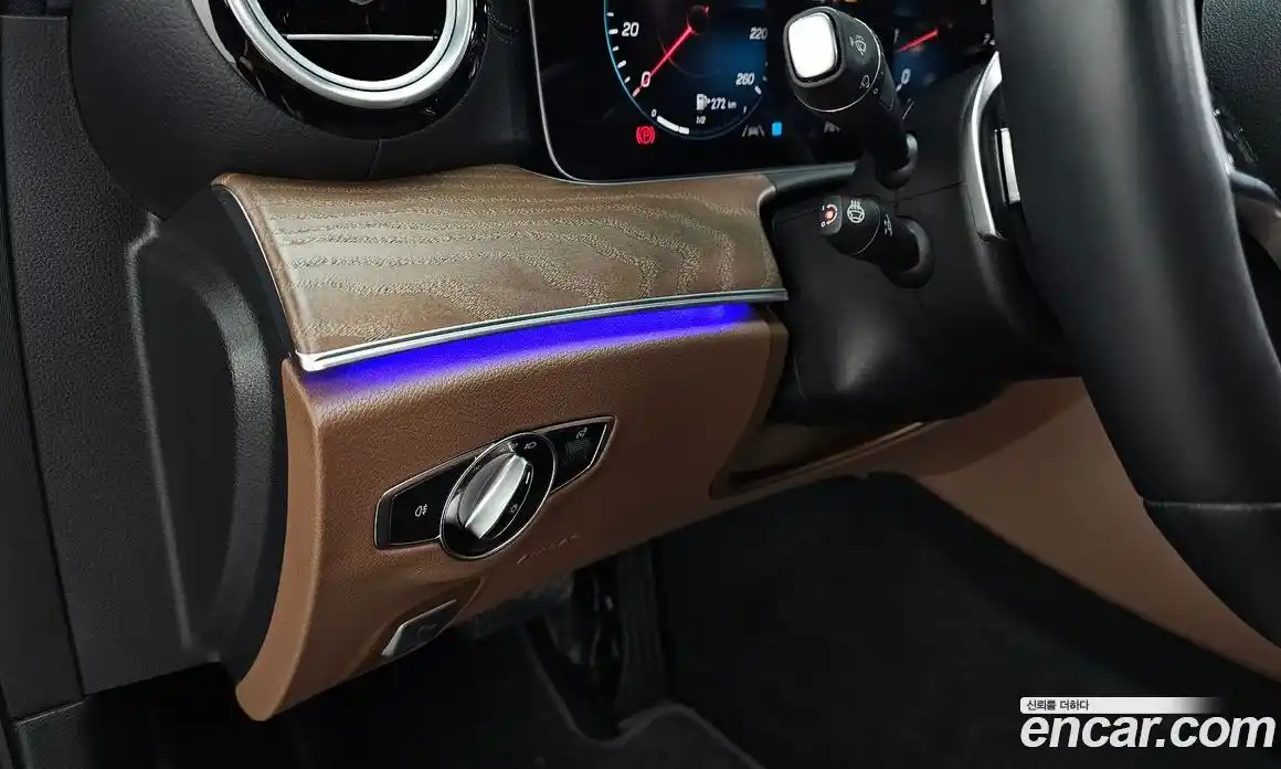 Mercedes-Benz E-Class 2021 2.0 Автомат в Москве № 308623, фото 19