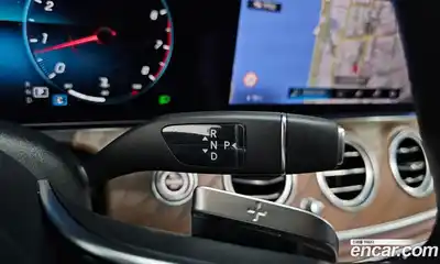 Mercedes-Benz E-Class 2021 2.0 Автомат в Москве № 308623, миниатюра 2