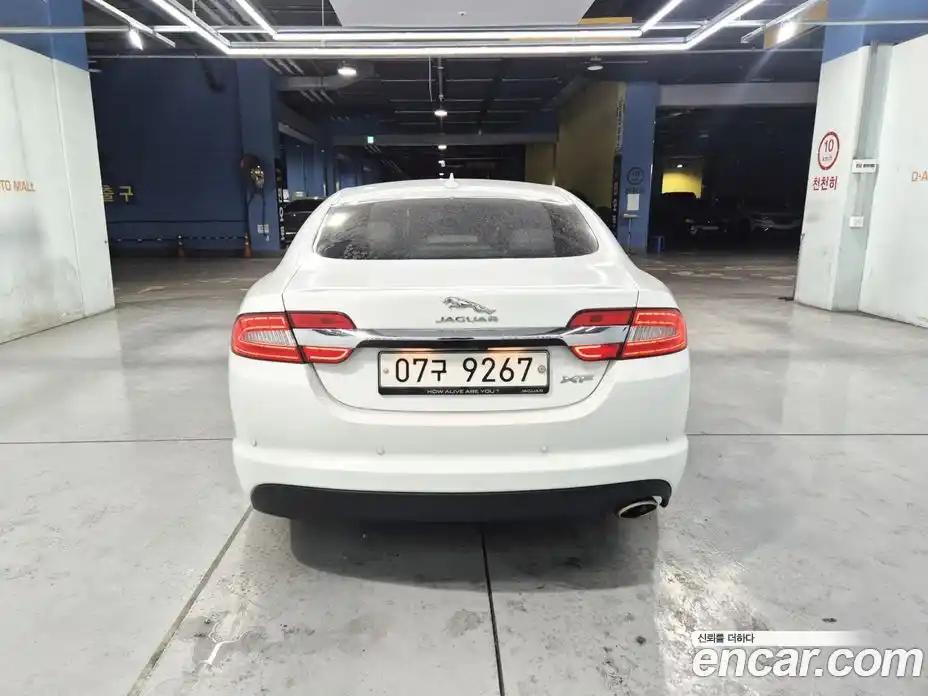 Jaguar XF 2015 2.2 Автомат в Москве № 309514, фото 6