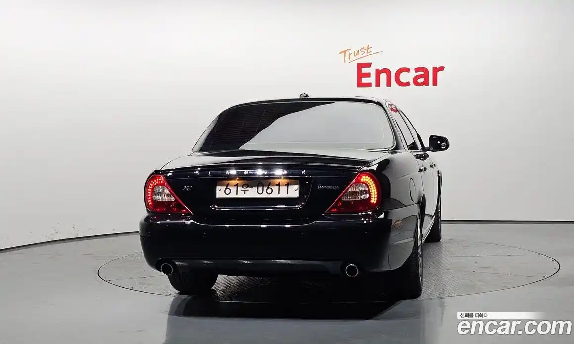 Jaguar XJ 2008 2.7 Автомат в Москве № 331544, фото 11