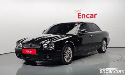 Jaguar XJ 2008 2.7 Автомат в Москве № 331544, миниатюра 2