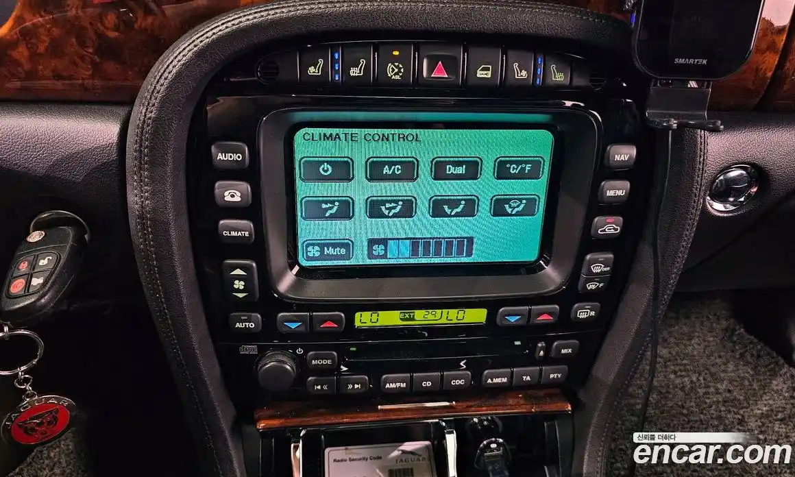 Jaguar XJ 2008 2.7 Автомат в Москве № 331544, фото 4