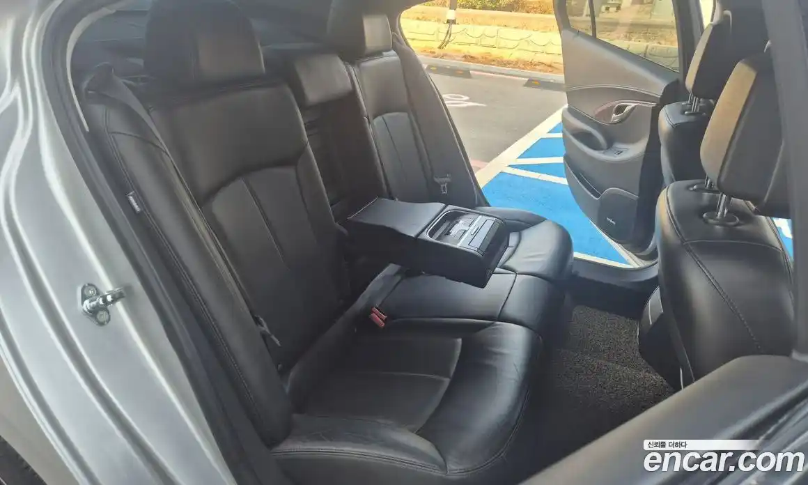 Chevrolet Alpheon 2011 3.0 Автомат в Москве № 333314, фото 13