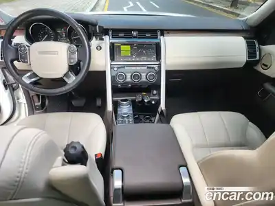 Land Rover Discovery 2017 2.0 Автомат в Москве № 333918, миниатюра 7
