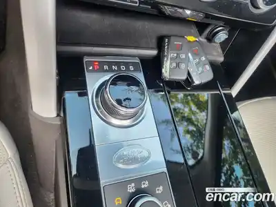 Land Rover Discovery 2017 2.0 Автомат в Москве № 333918, миниатюра 9