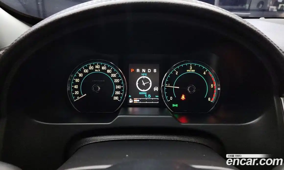 Jaguar XF 2015 2.2 Автомат в Москве № 335775, фото 14