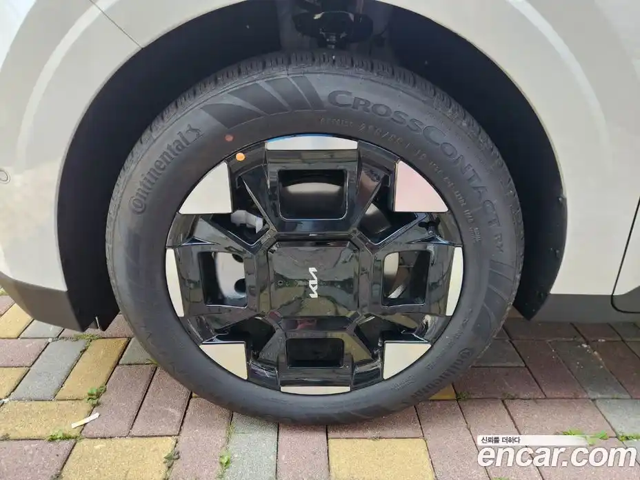 Kia Canival 2025 1.6 Автомат в Москве № 336703, фото 5