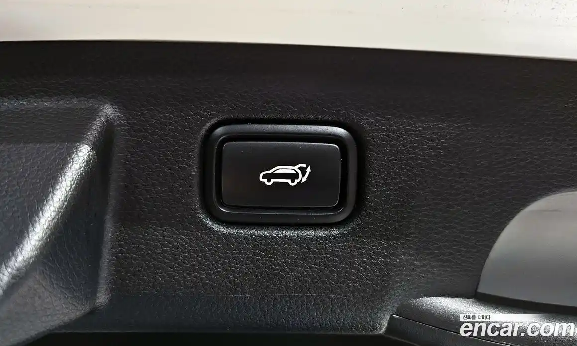 Kia Seltos 2023 1.6 Автомат в Москве № 337782, фото 15