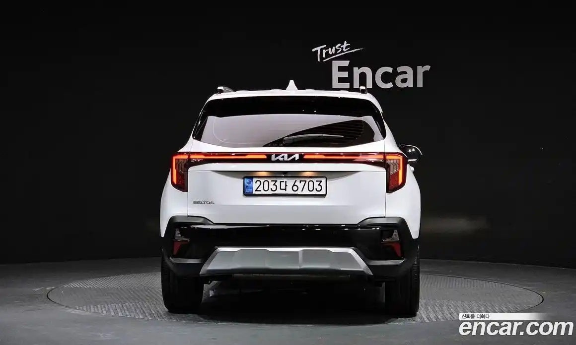 Kia Seltos 2023 1.6 Автомат в Москве № 337782, фото 17