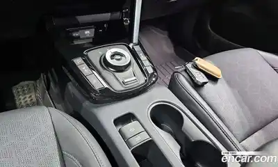 Kia Seltos 2023 1.6 Автомат в Москве № 337782, миниатюра 3