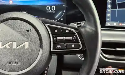 Kia Seltos 2023 1.6 Автомат в Москве № 337782, миниатюра 9