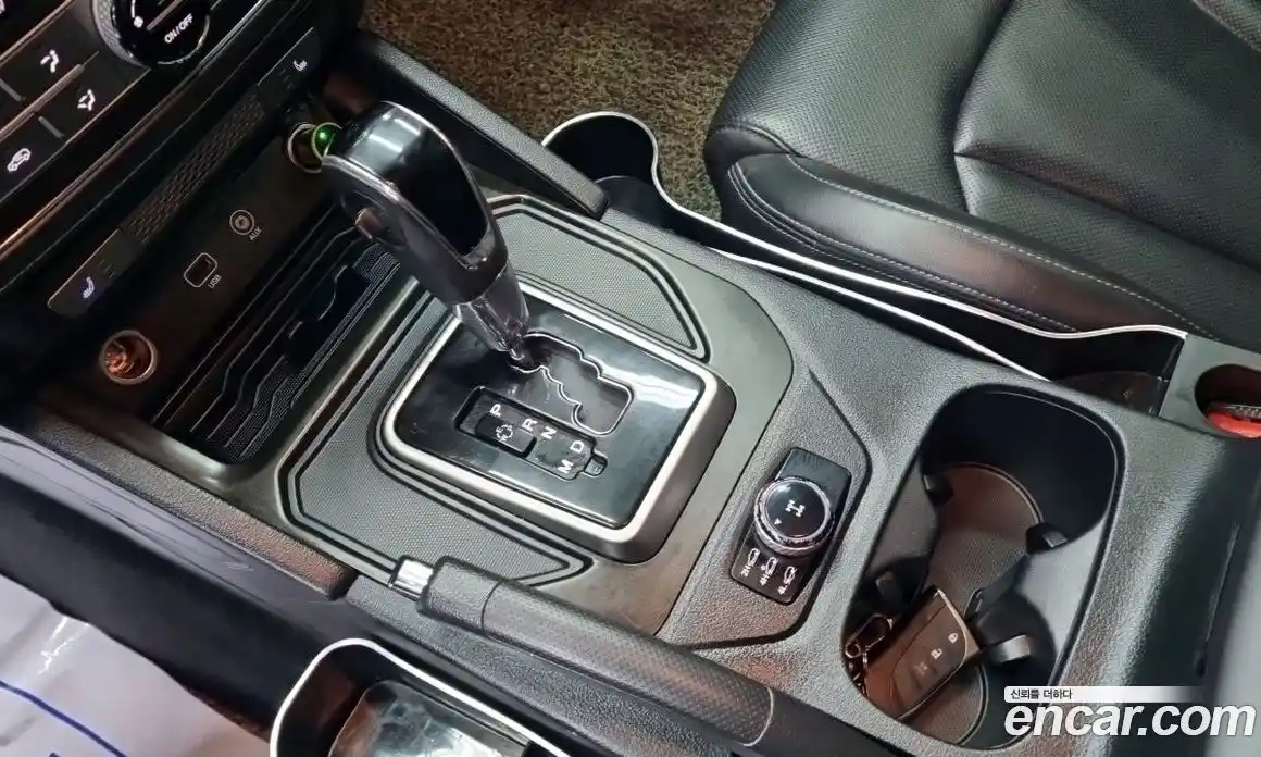 SsangYong Rexton 2018 2.2 Автомат в Москве № 35510, фото 9