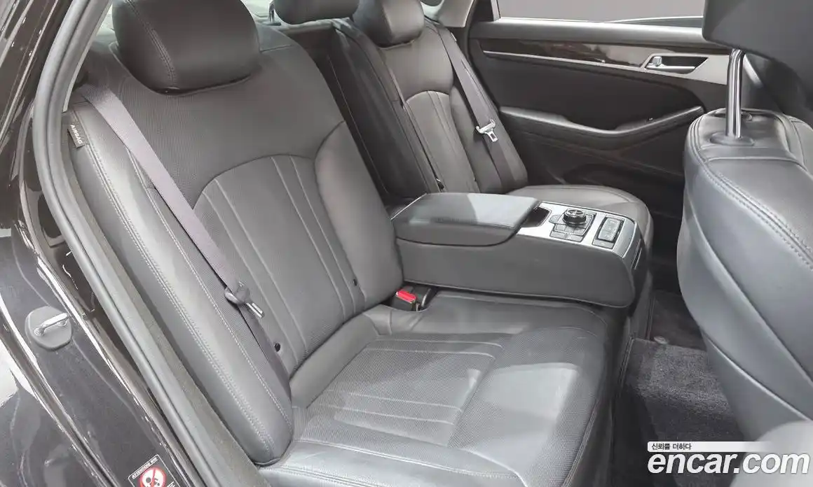 Genesis G80 2018 3.3 Автомат в Москве № 365511, фото 12