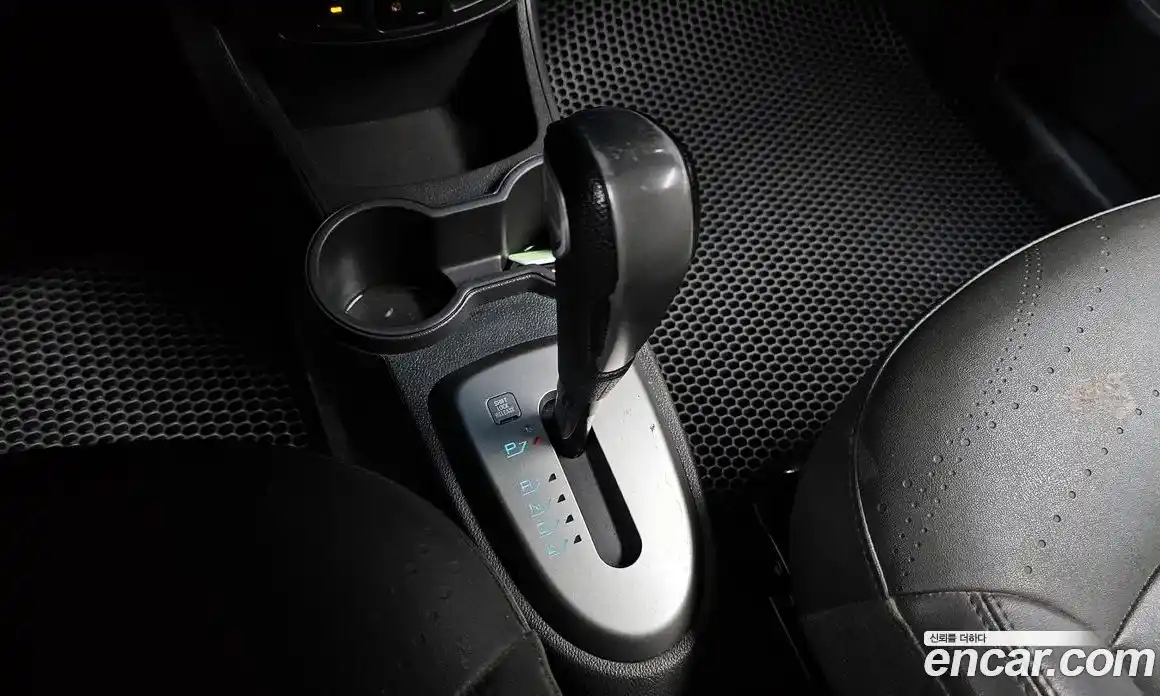 Chevrolet Spark 2015 1.0 Автомат в Москве № 36951, фото 12