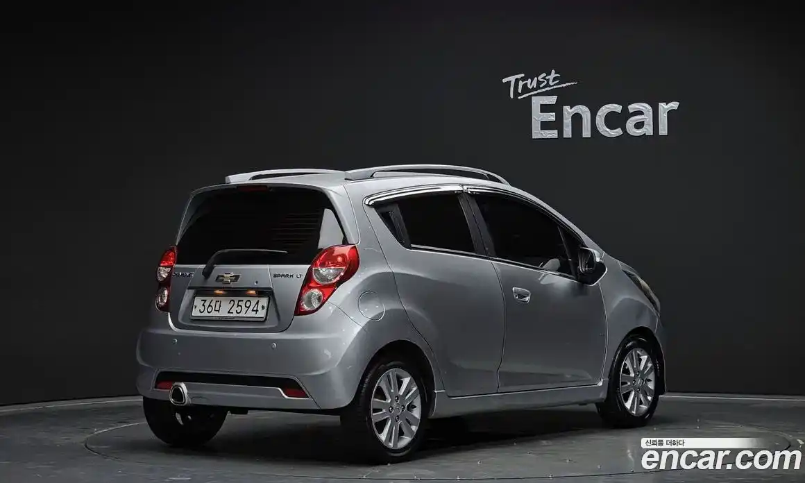 Chevrolet Spark 2015 1.0 Автомат в Москве № 36951, фото 7