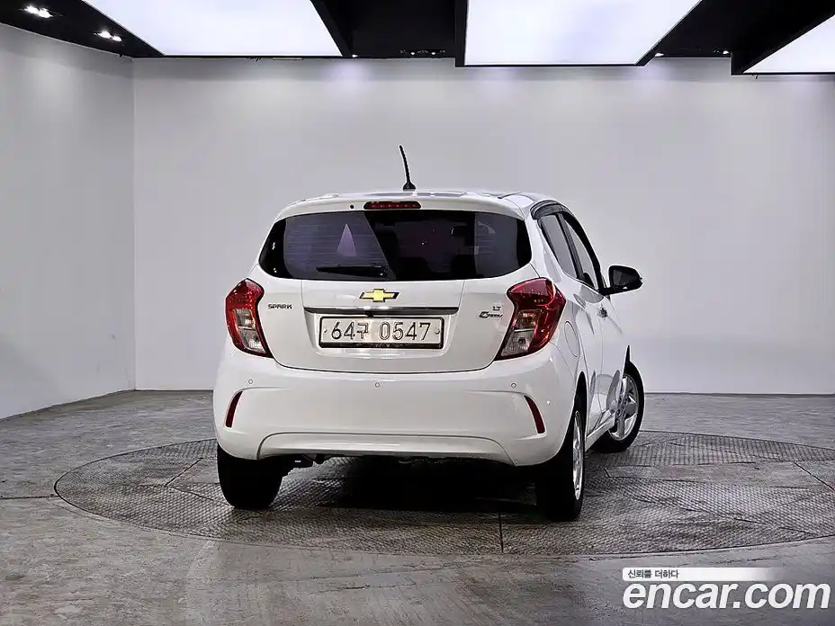 Chevrolet Spark 2017 1.0 Автомат в Москве № 37769, фото 3