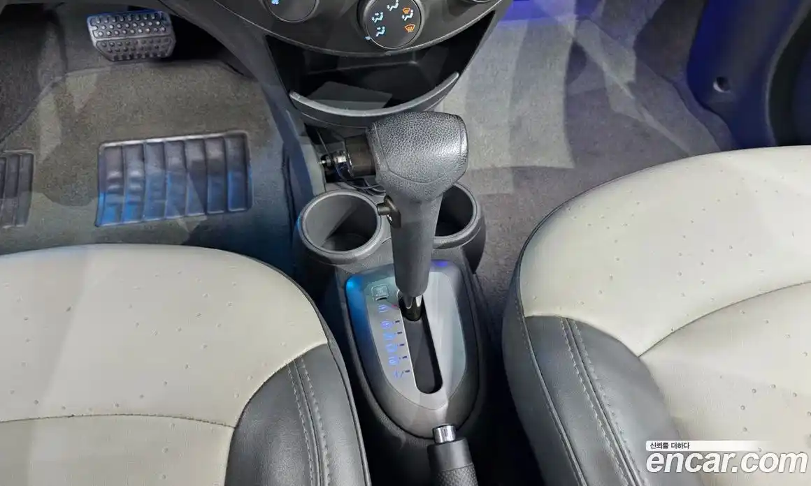 Chevrolet Spark 2012 1.0 Автомат в Москве № 39815, фото 9