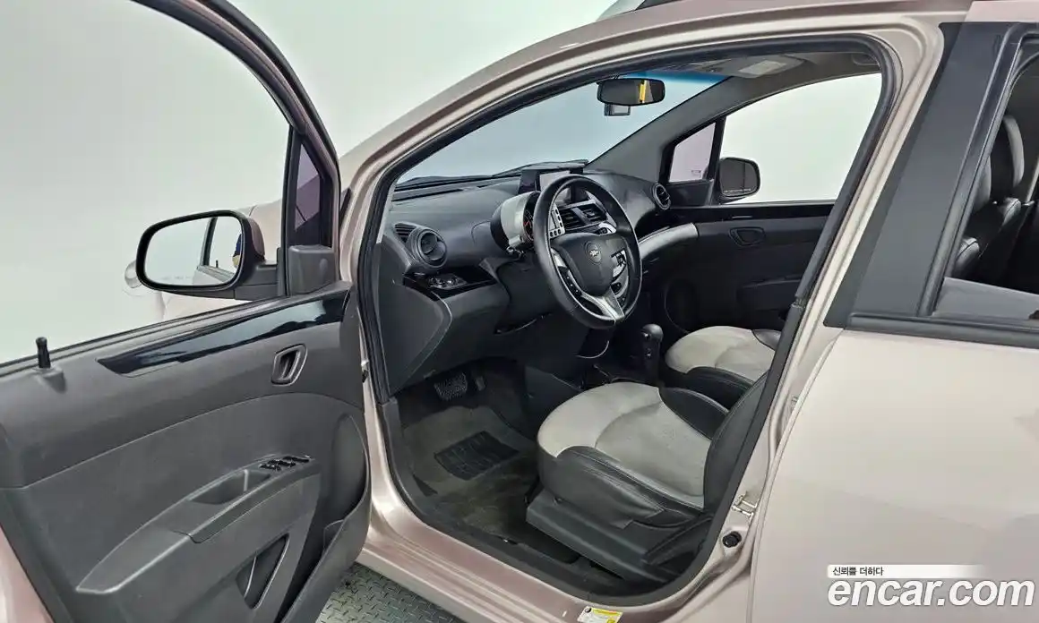 Chevrolet Spark 2012 1.0 Автомат в Москве № 39815, фото 10