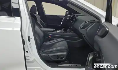 Lexus NX 2023 2.5 Автомат в Москве № 398296, миниатюра 11