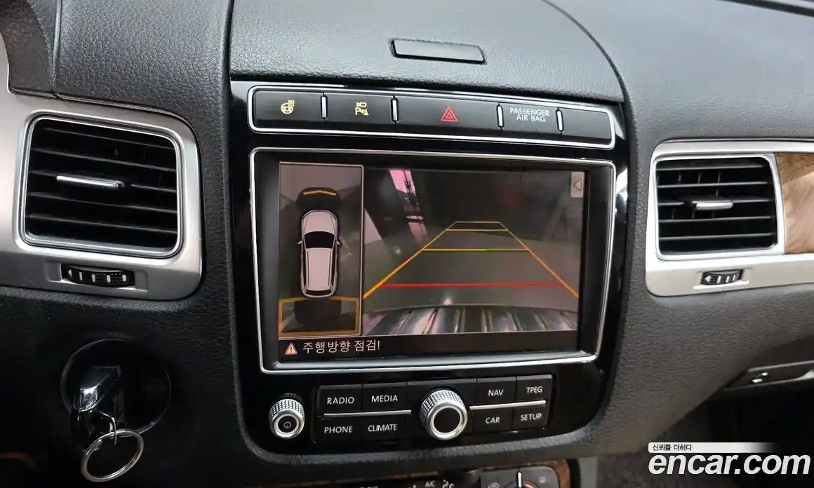 Volkswagen Touareg 2016 3.0 Автомат в Москве № 400967, фото 14