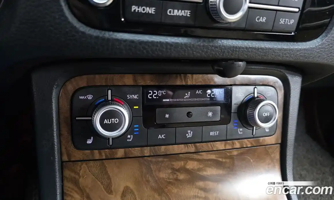 Volkswagen Touareg 2016 3.0 Автомат в Москве № 400967, фото 17