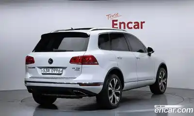 Volkswagen Touareg 2016 3.0 Автомат в Москве № 400967, миниатюра 2