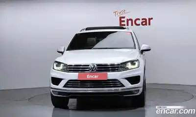 Volkswagen Touareg 2016 3.0 Автомат в Москве № 400967, миниатюра 3